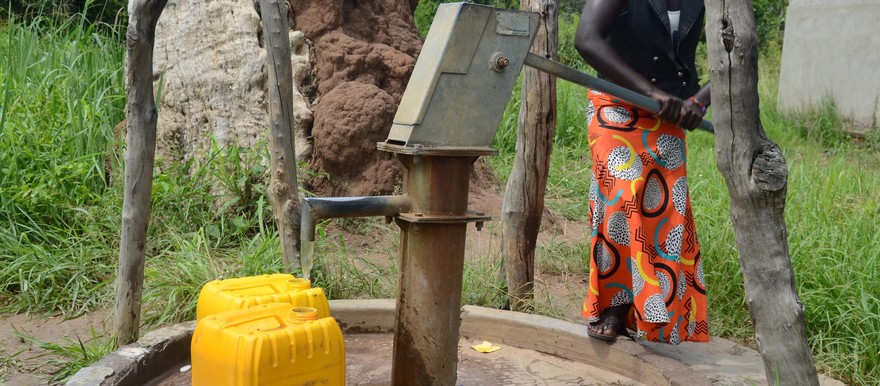 One of the functioning hand-pumps in Kupera County (Radio Tamazuj)