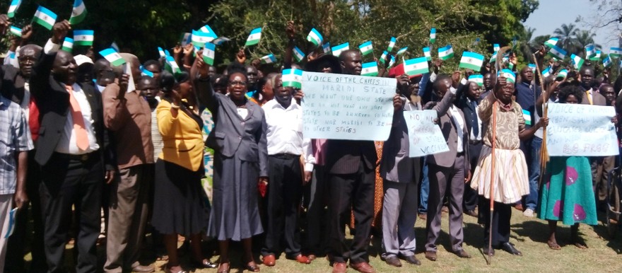 Photo: Residents of Maridi demonstrate in support of the current 32 states on 20 December, 2019 (Radio Tamazuj)