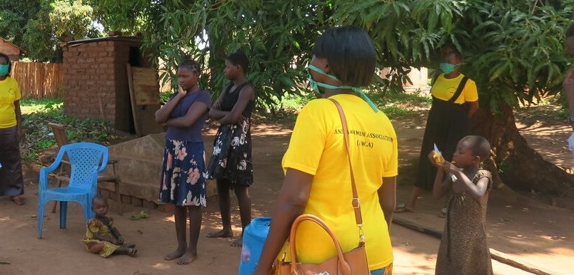 A women's Association in Yambio providing door-to-door COVID-19 awareness-raising sessions (UNMISS photo)