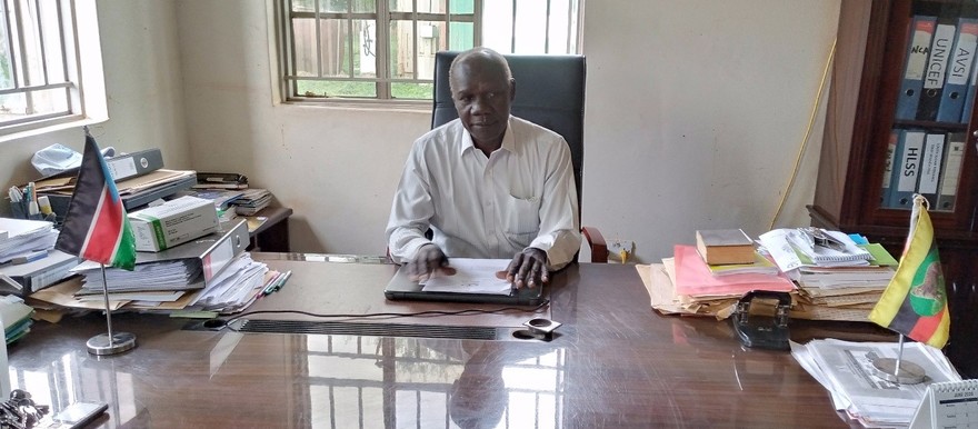 Dr Elijo Omoro Tahir, the chairperson of Torit taskforce on COVID-19 speaking to journalist in Torit on July 26, 2020. (Radio Tamazuj)