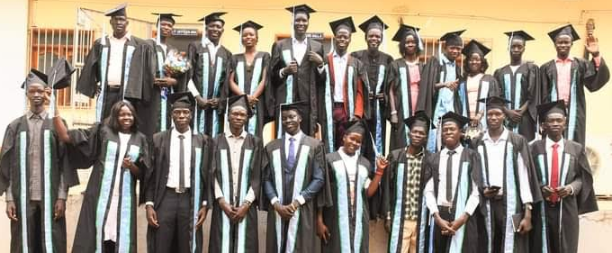The MDI graduates pose for a group photo. Radio Tamazuj photo.