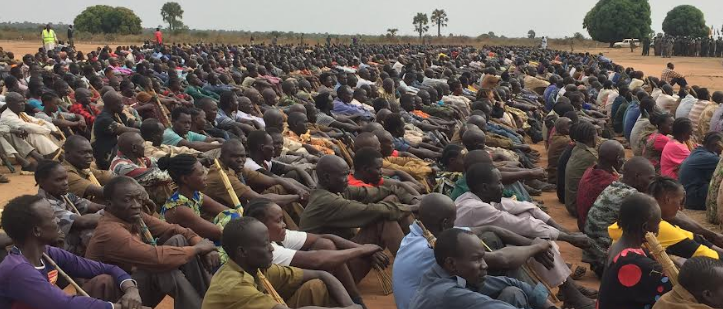 Solders listen to officials at the launch of the screening exercise at the Masna Biira training center in Wau, Western Bahr el Ghazal State. (Radio Tamazuj photo)