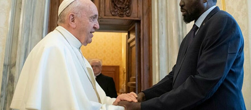 https://radiotamazuj.org/uploads/cache/article_detail_image/uploads/media/6221ce3cacab1/pope.jpg
