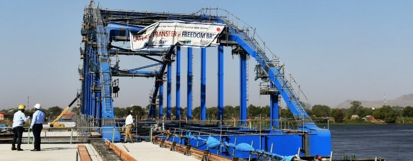https://radiotamazuj.org/uploads/cache/article_detail_image/uploads/media/627621c7af7da/freedom-bridge.jpg