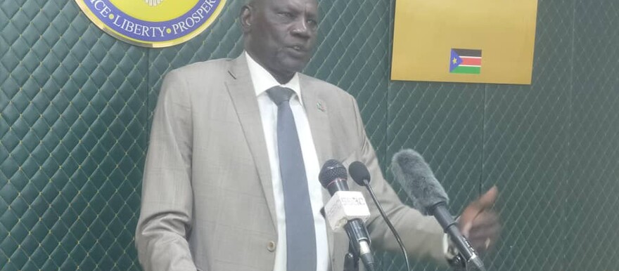 South Sudan Information Minister Michael Makuei Lueth addressing the press on 05 September 2022. [Photo: Radio Tamazuj]