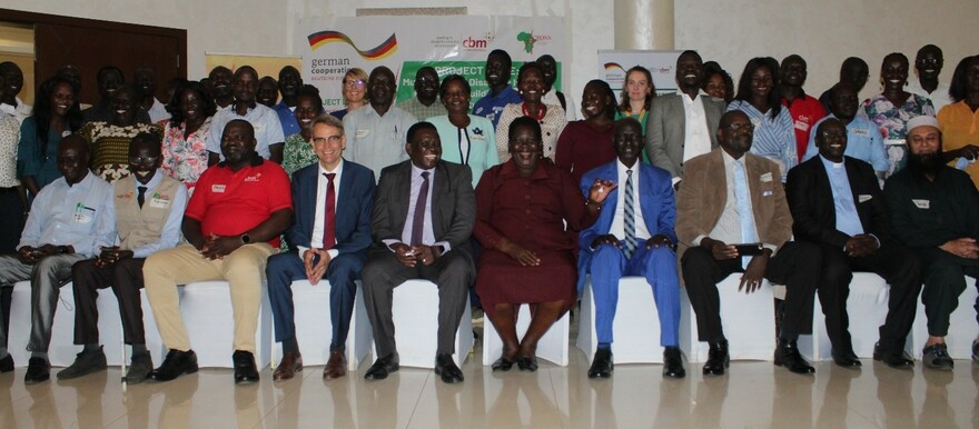 A representative from the Government of South Sudan, Head of Cooperation at the German Embassy, the leadership of ACROSS and Christian Blind Mission and representatives from different NGOs.