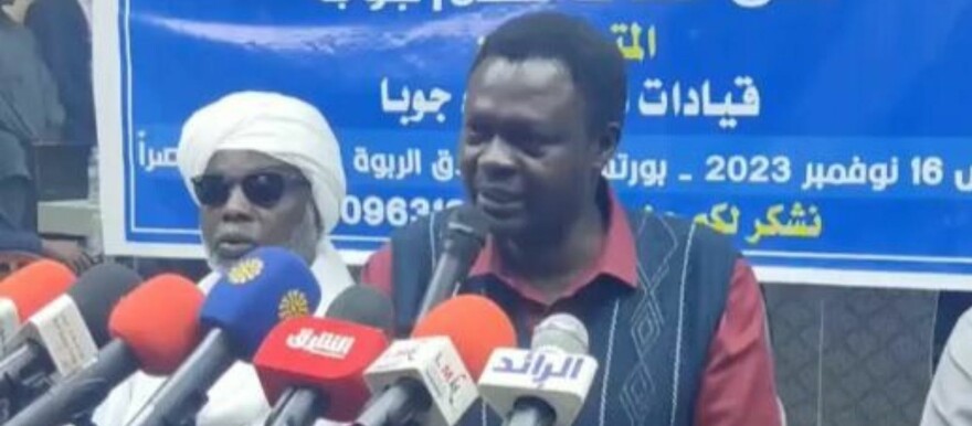 Minnawi who leads the Sudan Liberation Movement (SLM) and Ibrahim who heads the Justice and Equality Movement (JEM) during the press conference in Port Sudan last week. (File photo)