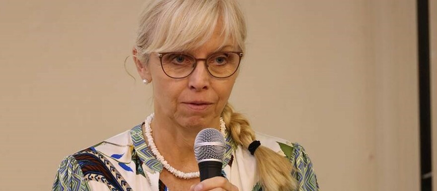 https://radiotamazuj.org/uploads/cache/article_detail_image/uploads/media/6572c1f82d8b3/ambassador.jpg