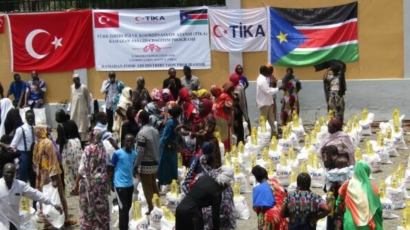 The Turkiye charity provided food to South Sudanese Muslims during the Ramadan season. (Courtesy photo)