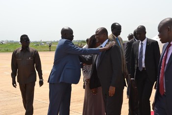 File photo: First Vice President Taban Deng and his team return back from Addis Ababa where they attended the IGAD summit on Monday, 12 June, 2017. (Radio Tamazuj)
