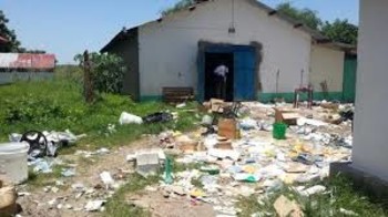 File photo: MSF hospital in Pibor looted and damaged in 2013