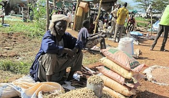 File photo: A vendor at Amiet market (UNISFA)
