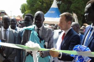 Lakes State and the Dutch unveil Rumbek milk facility